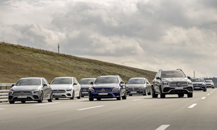 Mercedes-Benz erhält weltweit erste international gültige Systemgenehmigung für hochautomatisiertes Fahren