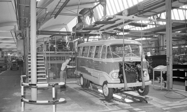 Eine Erfolgsgeschichte über 60 Jahre: Jubiläum im Mercedes Benz Werk Düsseldorf!