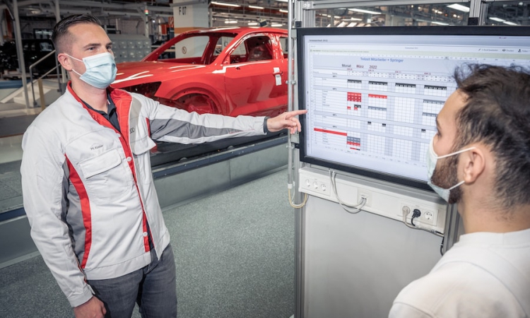 Schichtarbeit mit Spielraum: Pilotprojekt zu flexibleren Arbeitszeiten in der Audi Produktion