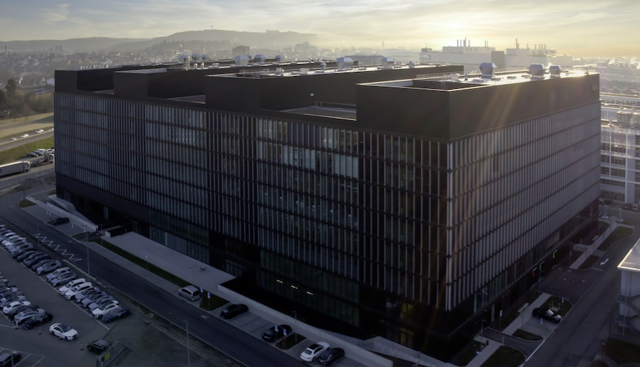 Mercedes-Benz eröffnet mit dem Electric Software Hub eine Software-Integrationsfabrik am Standort Sindelfingen 