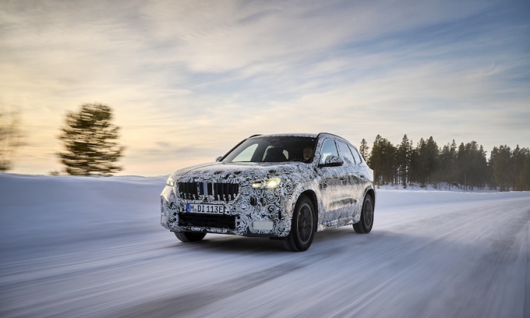 Rein elektrisch über Eis und Schnee: Finale Wintererprobung mit dem neuen BMW iX1