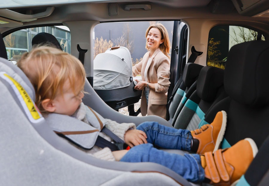 Citroën Studie: Elektroautos lassen Kleinkinder schnell einschlafen