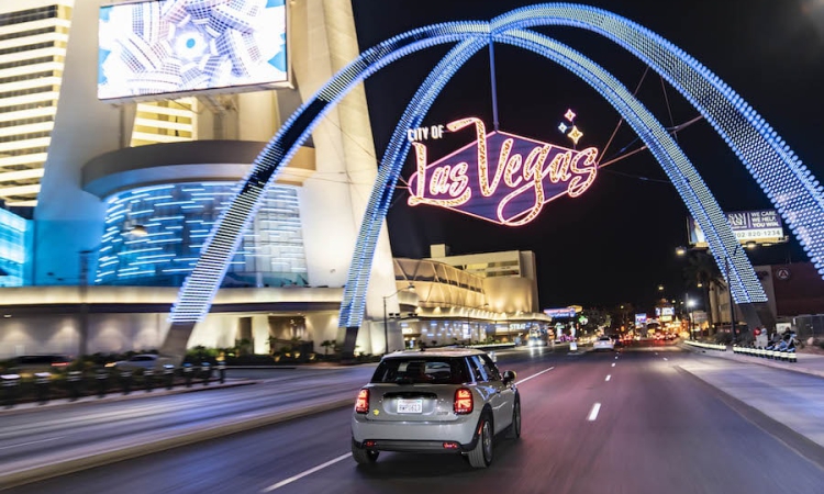 Roadtrip zum Aufladen: Mit dem MINI Electric von Los Angeles nach Las Vegas