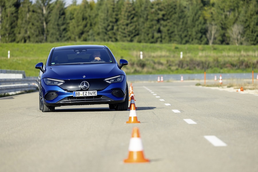 Pionier für mehr Sicherheit: Mercedes-Benz will unfallfreies Fahren realisieren