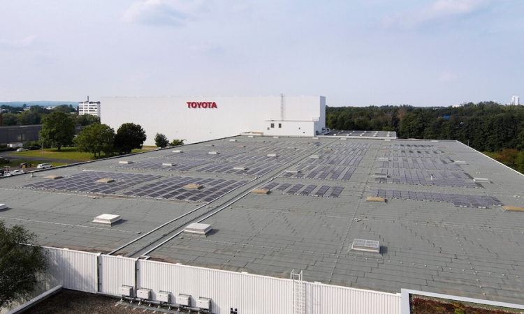 Toyota Deutschland deckt Strombedarf mit der Kraft der Sonne