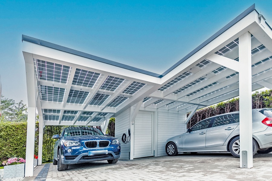 Den Kraftstoff liefert die Natur - Mit einem Solardach selbst Ökostrom fürs Elektroauto gewinnen