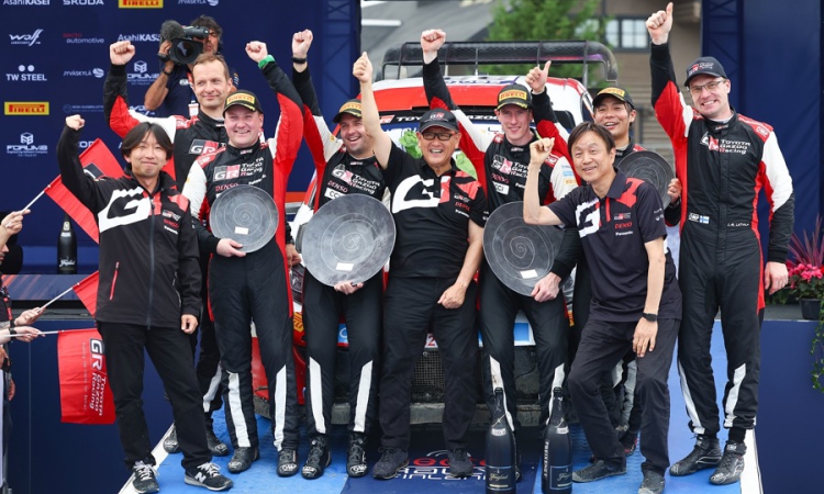 Toyota Gazoo Racing gewinnt WRC-Heimrennen
