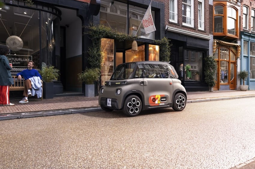 Mobilität ab 39 Euro im Monat: Elektrischer Cityflitzer CITROËN AMI ab sofort bestellbar in Deutschland