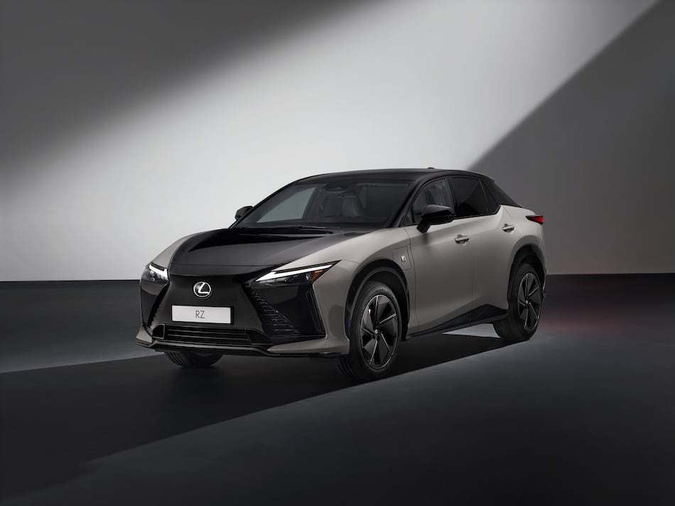 Lexus präsentiert den neuen RZ