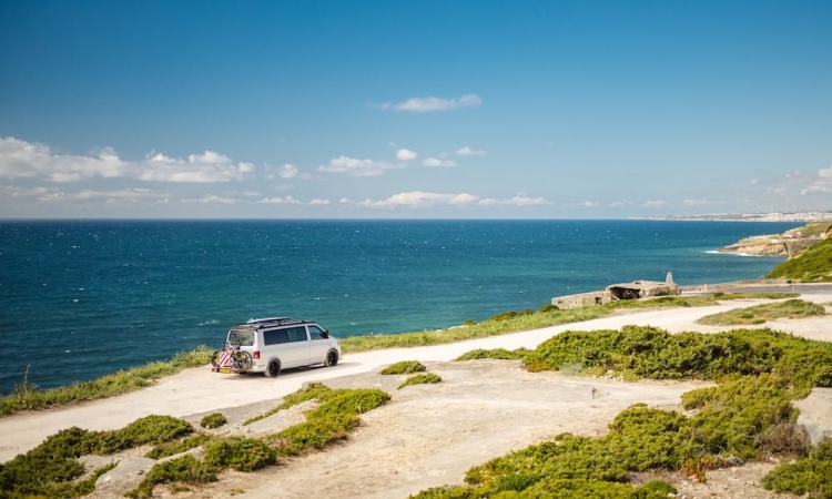 Die Camping-Trends 2025 - Abenteuer, Nachhaltigkeit und Flexibilität in freier Natur