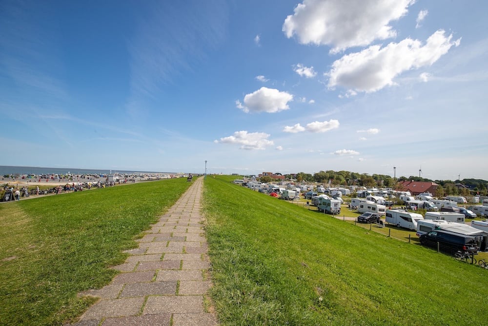 Die besten Campingplätze mit See, Strand oder Stadt - Naturerlebnis mit fünf Sternen: ADAC-Superplätze und Glamping in Niedersachsen